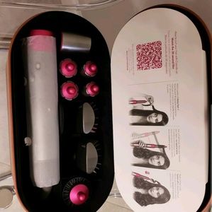 Dyson airwrap complete